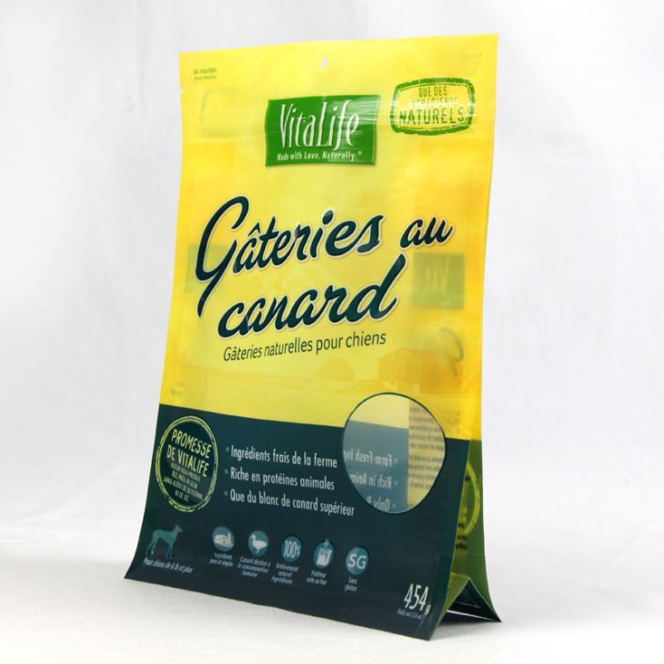 כלב מזון עם חלון